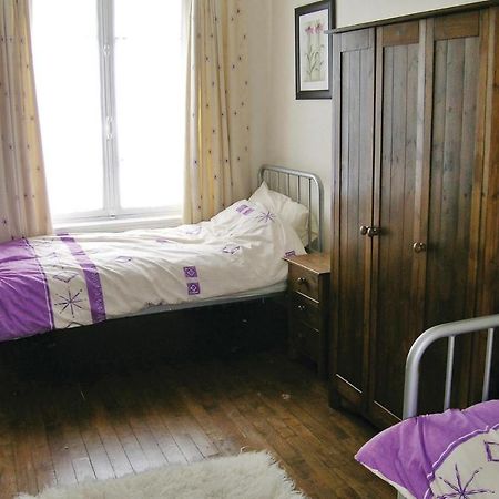 Lovely Home In Chateauneuf Du Faou With Wifi Saint-Thois Exterior photo